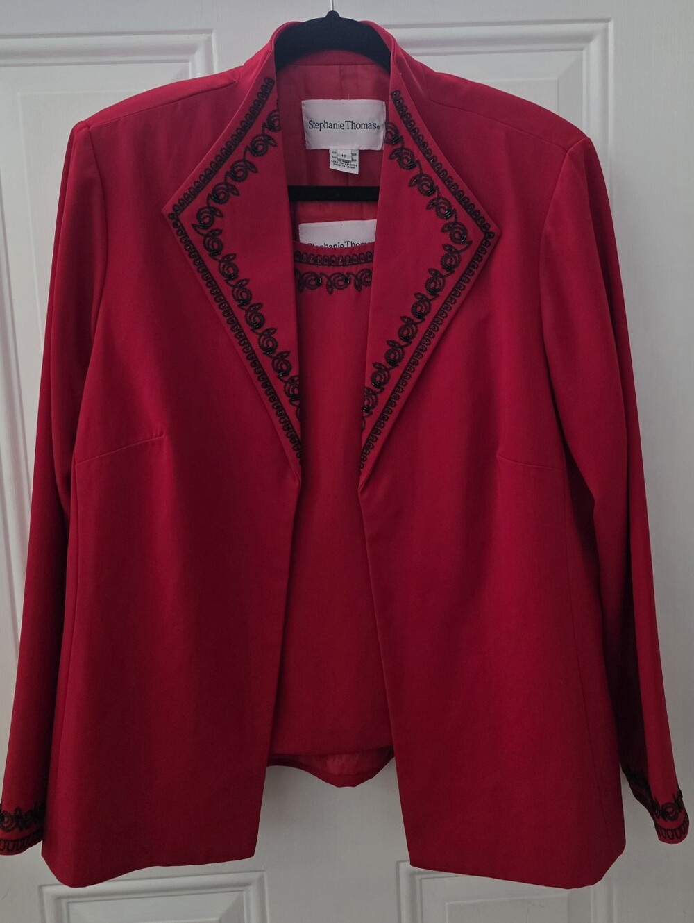 Vintage Red Embroidered Stephanie Thomas Women's Blazer And Blouse